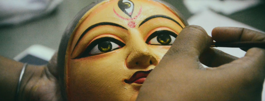 Artist during Durga Puja